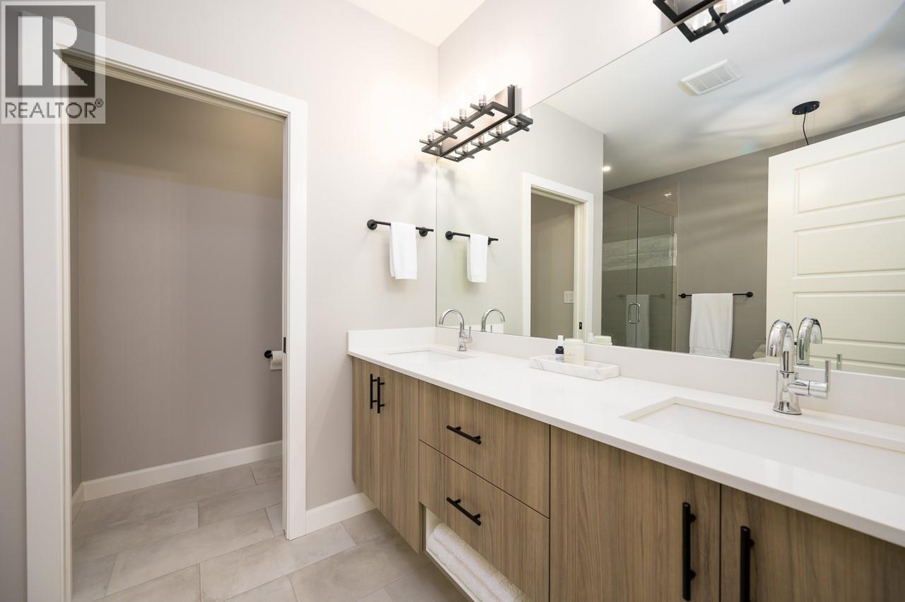 260 Rue Cheval Noir Unit# 1, Kamloops, BC - Indoor Photo Showing Bathroom