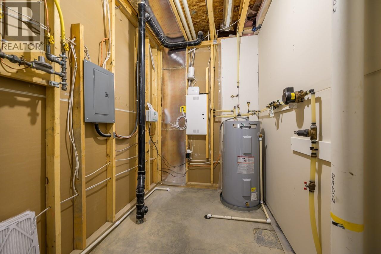 260 Rue Cheval Noir Unit# 1, Kamloops, BC - Indoor Photo Showing Basement