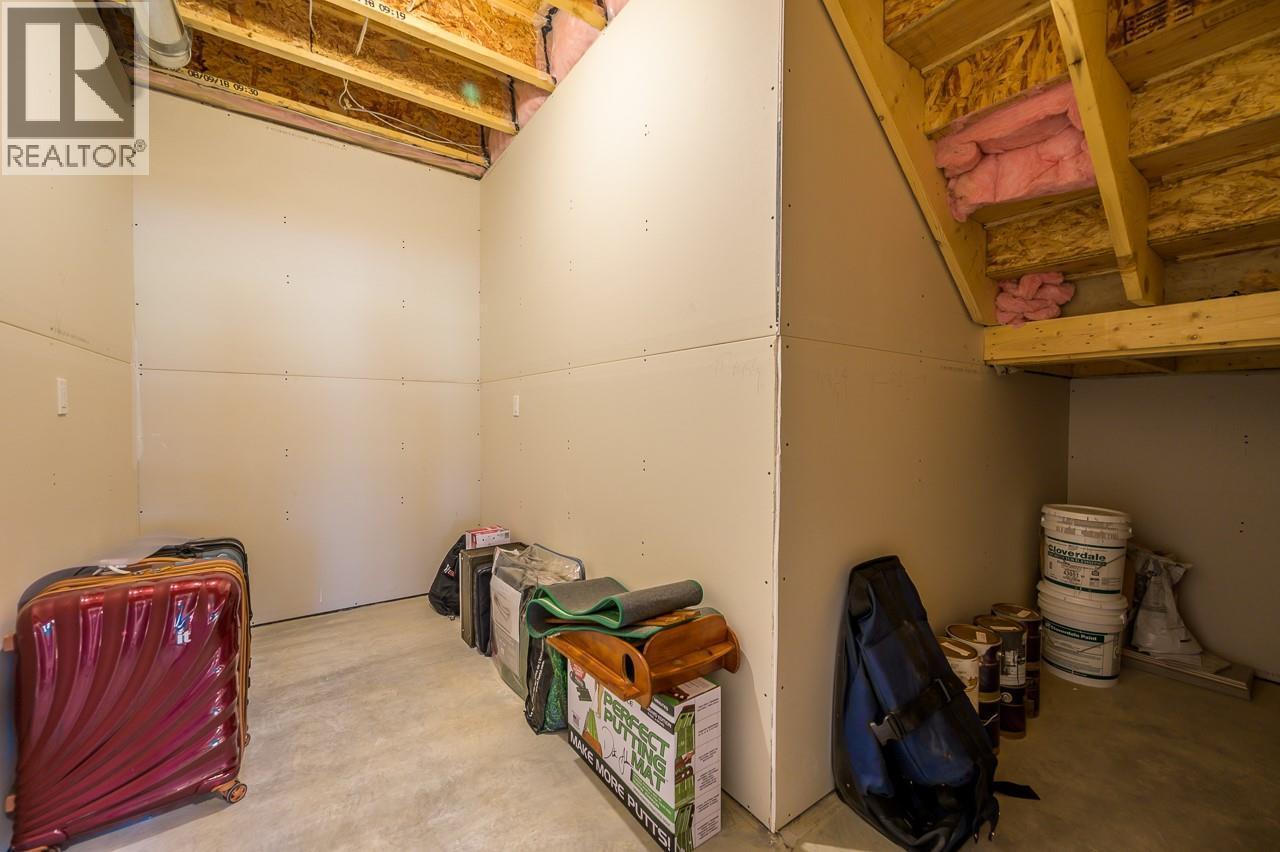 260 Rue Cheval Noir Unit# 1, Kamloops, BC - Indoor Photo Showing Basement