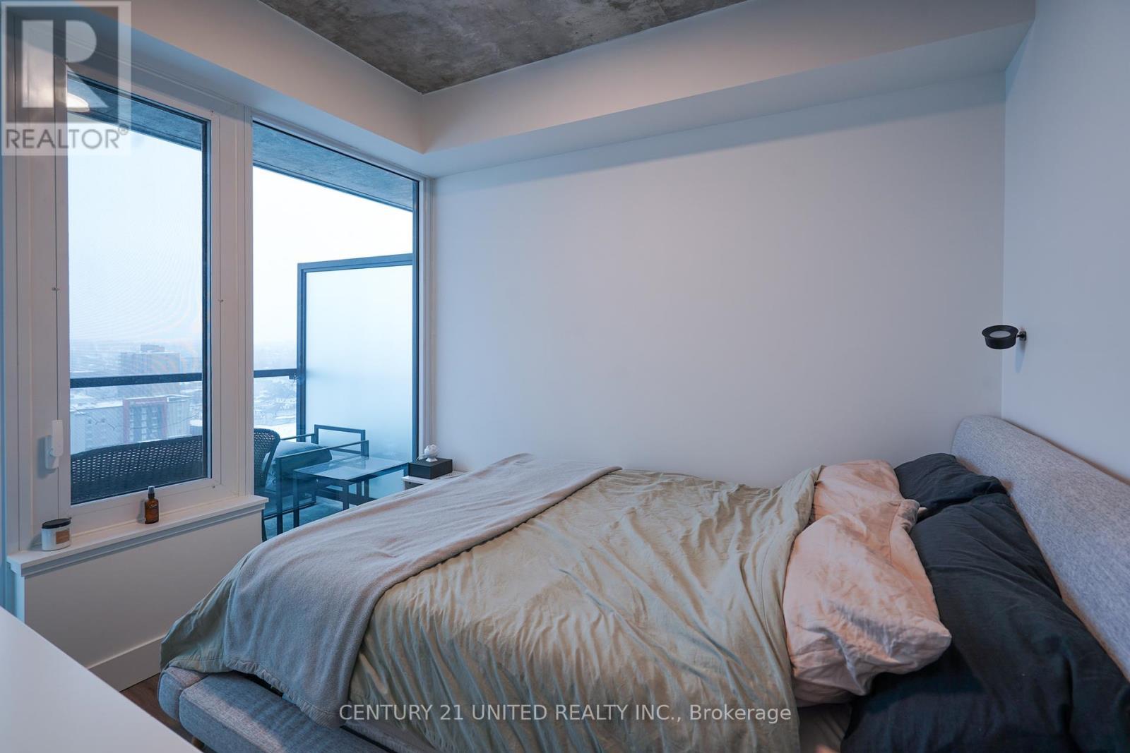 1411 - 80 Bond Street E, Oshawa (Central), ON