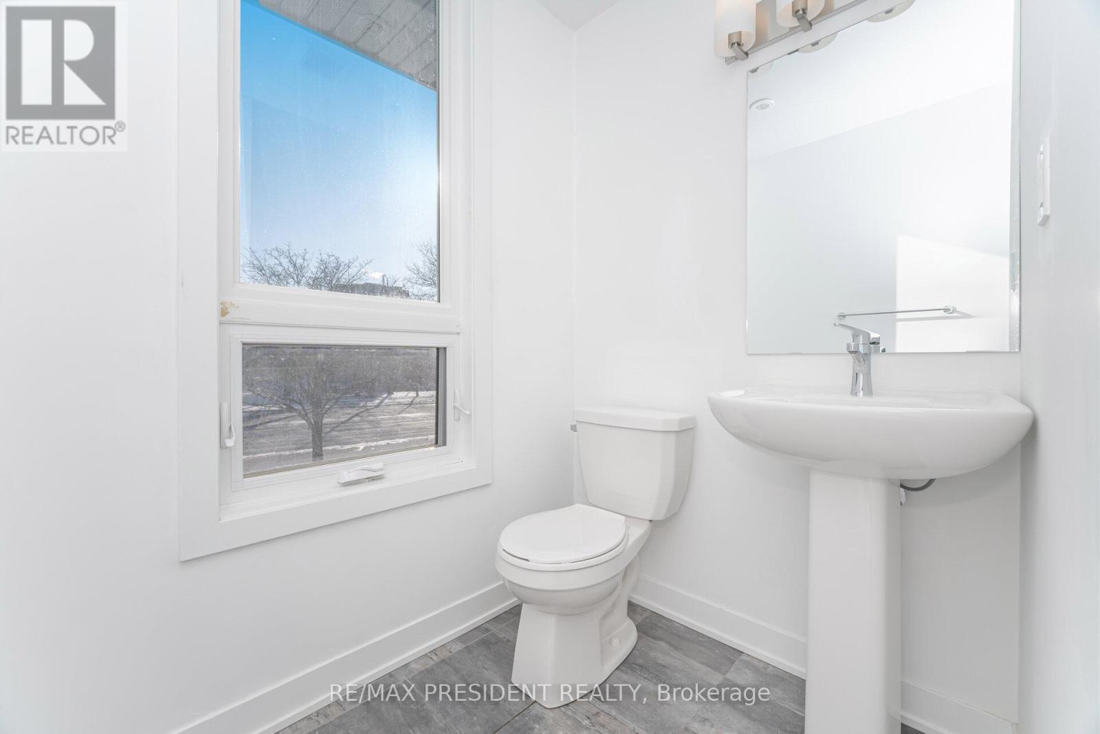 19 - 4015 Hickory Drive, Mississauga, ON - Indoor Photo Showing Bathroom
