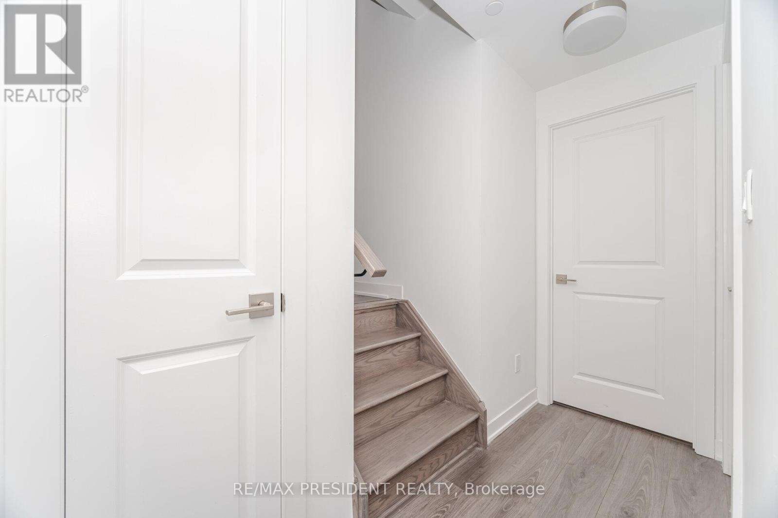 19 - 4015 Hickory Drive, Mississauga, ON - Indoor Photo Showing Other Room