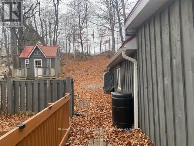 385 Blairton Road, Havelock-Belmont-Methuen (Belmont-Methuen), ON - Outdoor With Exterior