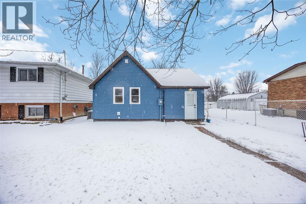 491 Beresford Street, St Clair, ON - Outdoor