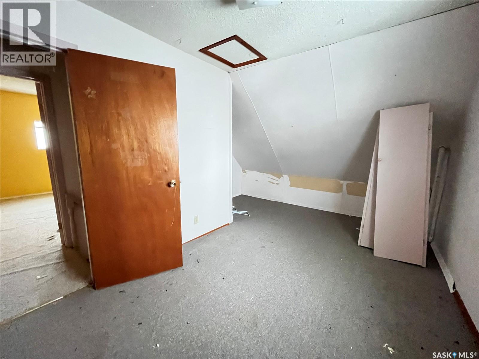 314 Lonsdale Street, Maple Creek, SK - Indoor Photo Showing Other Room