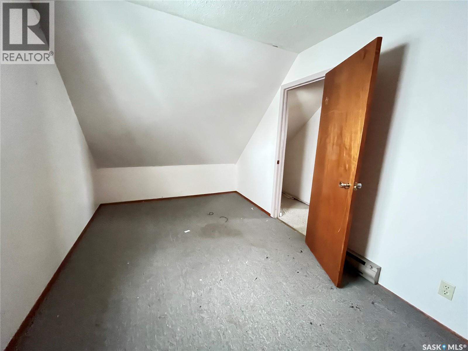 314 Lonsdale Street, Maple Creek, SK - Indoor Photo Showing Other Room