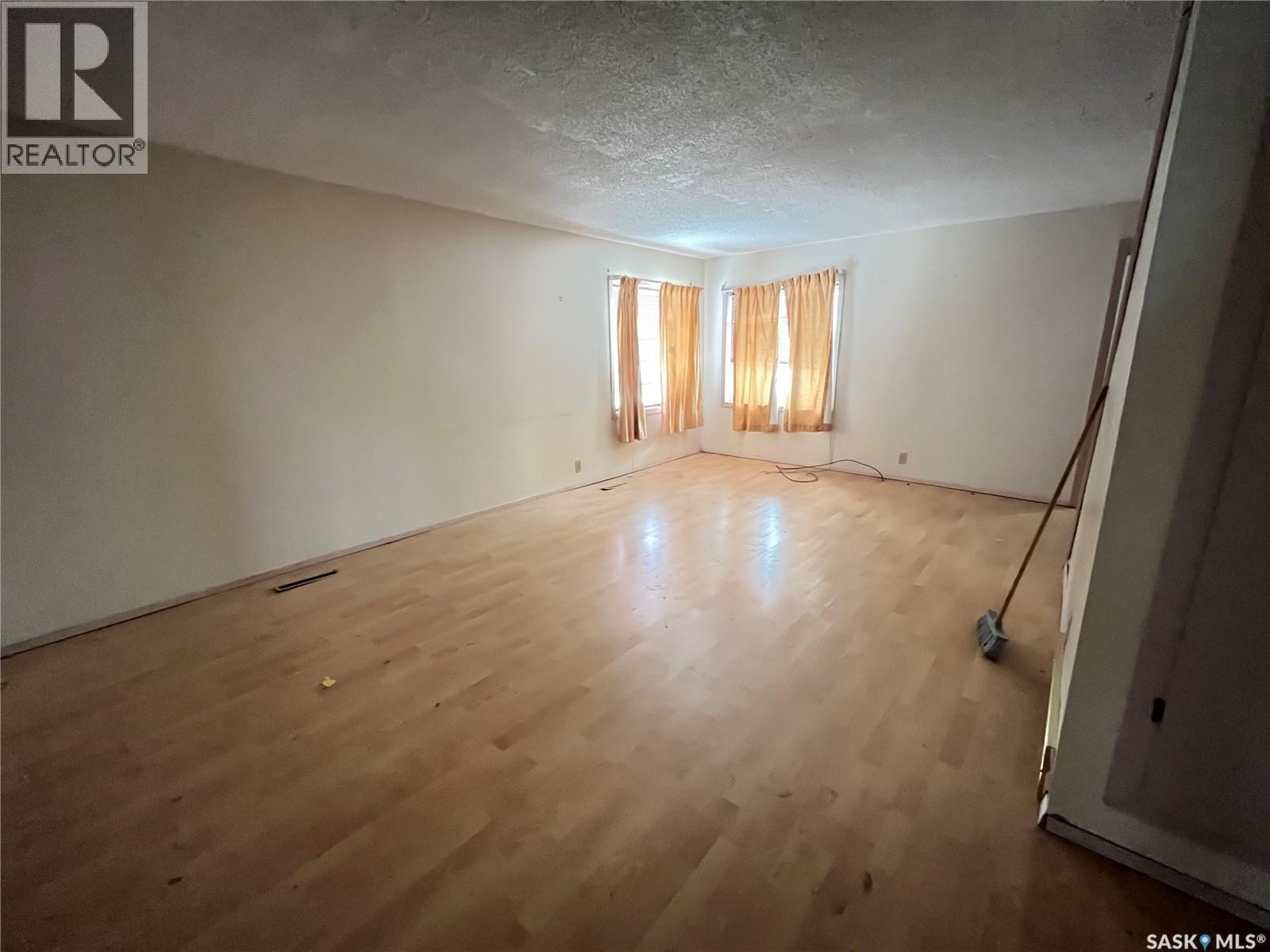 314 Lonsdale Street, Maple Creek, SK - Indoor Photo Showing Other Room