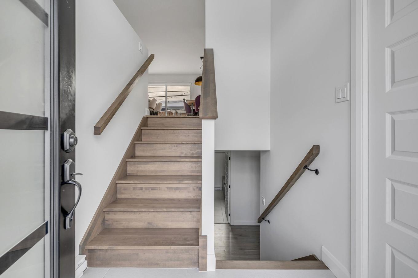 Hall d'entrée/Vestibule - 2655 Rue Courbet, Lévis (Les Chutes-De-La-Chaudière-Ouest), QC - Indoor Photo Showing Other Room