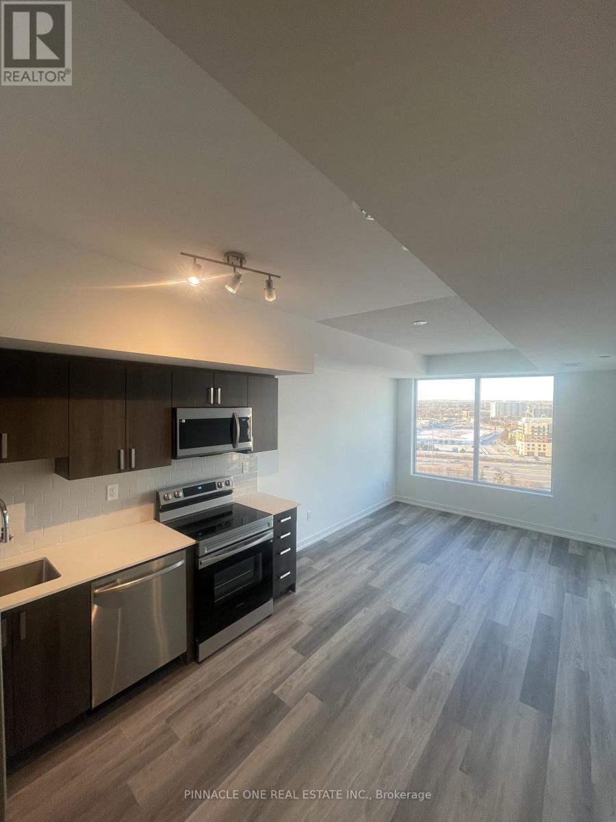 1709 - 1435 Celebration Drive, Pickering, ON - Indoor Photo Showing Kitchen