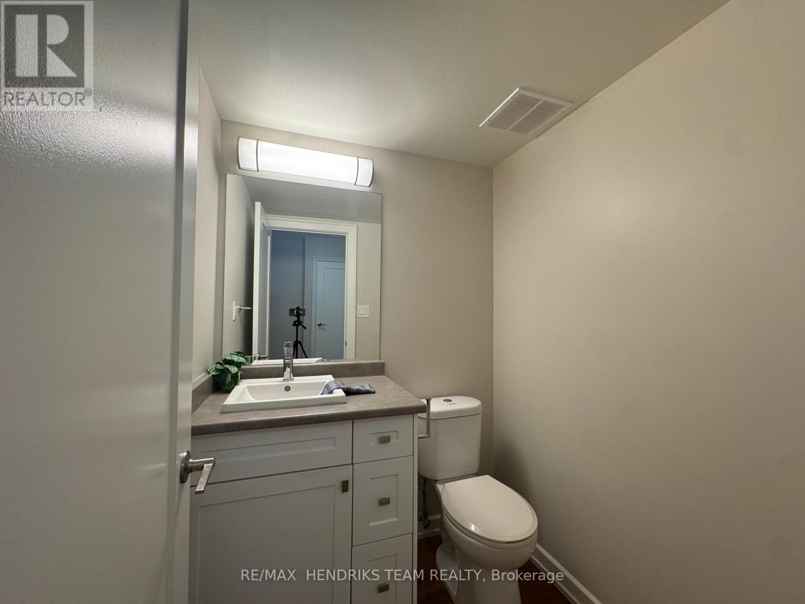A119 - 19A High Street, Fort Erie (Central), ON - Indoor Photo Showing Bathroom
