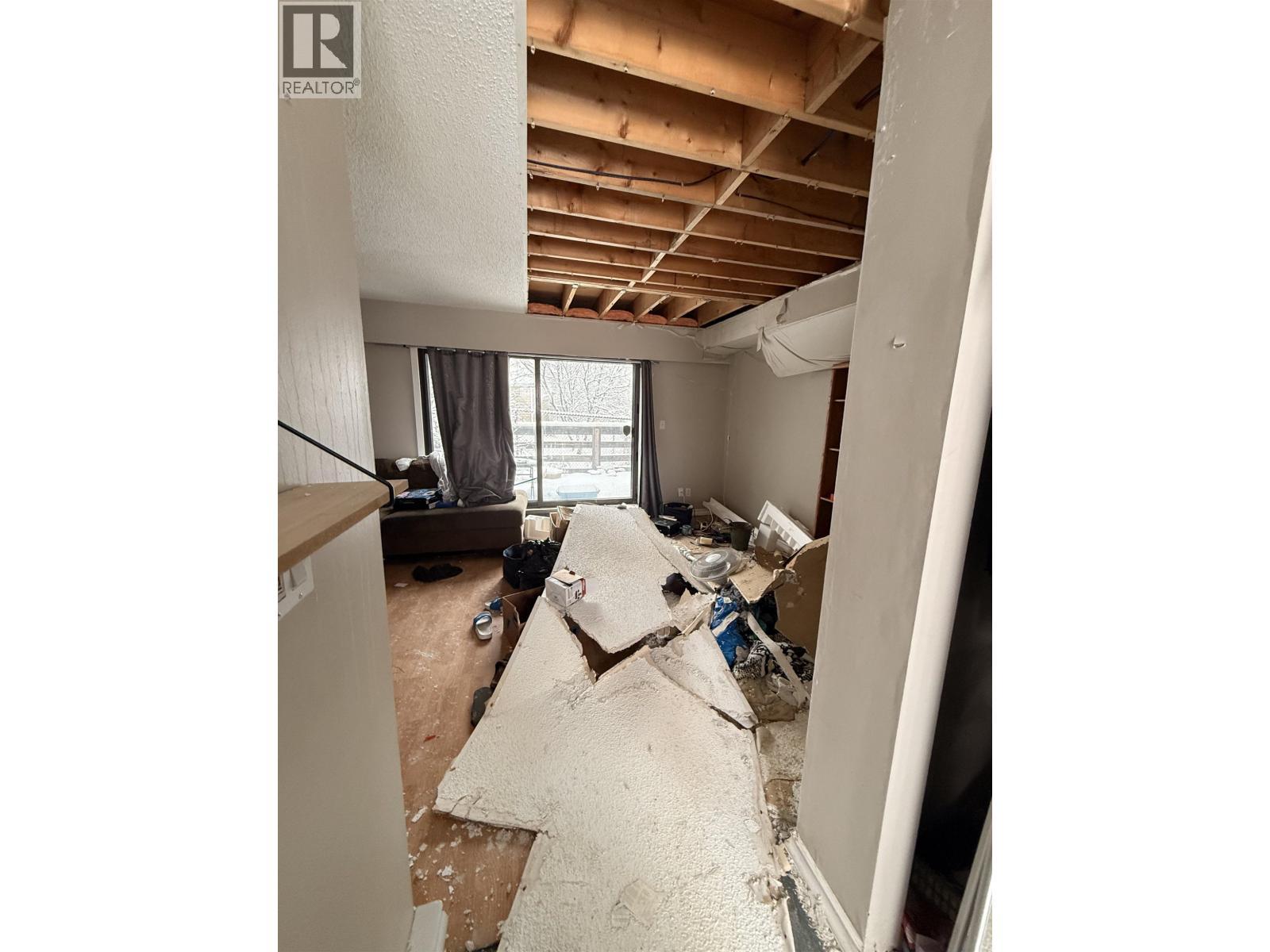 9815 97 Street, Fort St. John, BC - Indoor Photo Showing Other Room