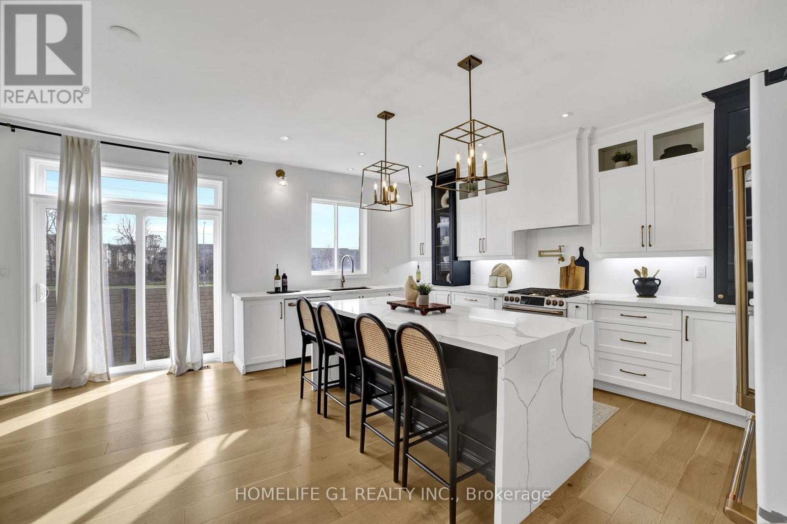 24 Cesar Place, Hamilton, ON - Indoor