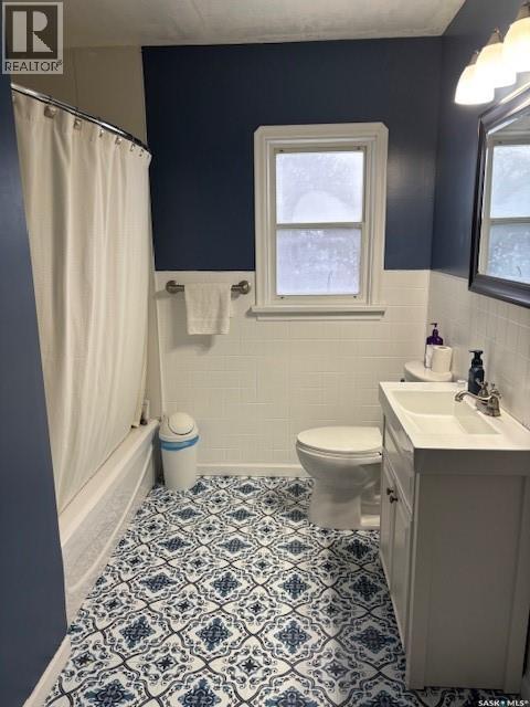 124 8Th Avenue W, Canora, SK - Indoor Photo Showing Bathroom