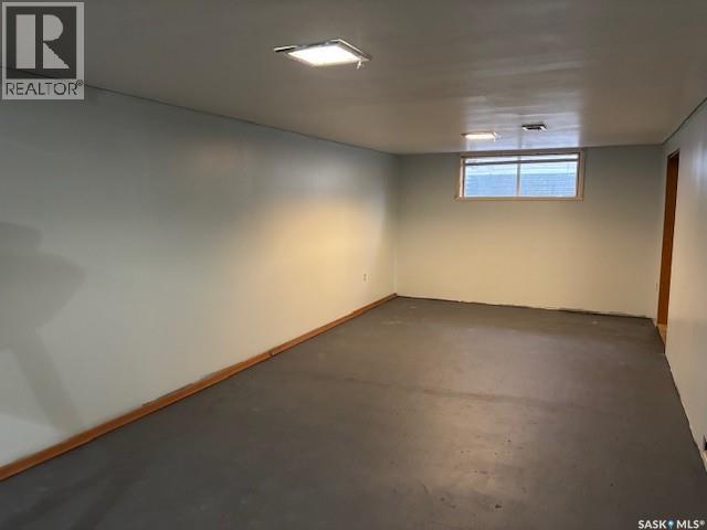 124 8Th Avenue W, Canora, SK - Indoor Photo Showing Basement