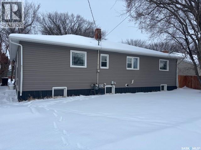 124 8Th Avenue W, Canora, SK - Outdoor