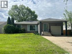124 8th AVENUE W Canora, SK S0A 0L0
