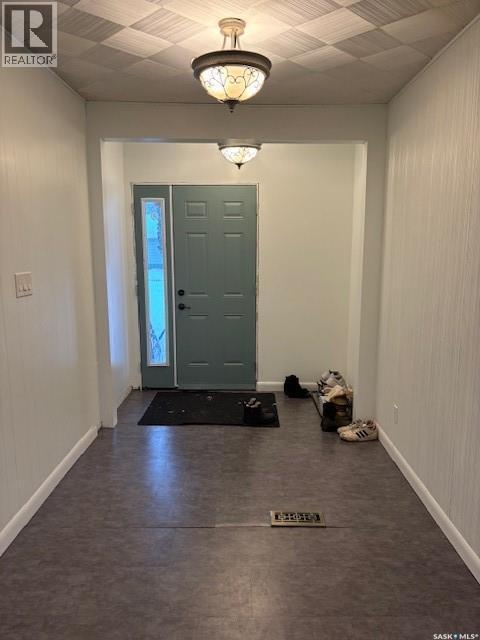 124 8Th Avenue W, Canora, SK - Indoor Photo Showing Other Room