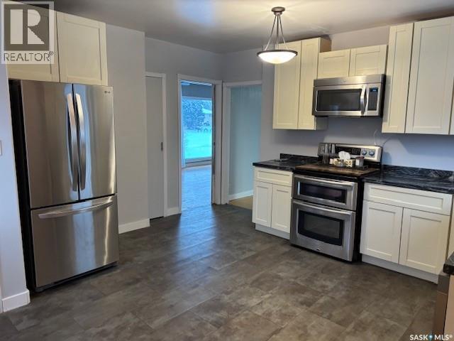 124 8Th Avenue W, Canora, SK - Indoor Photo Showing Kitchen