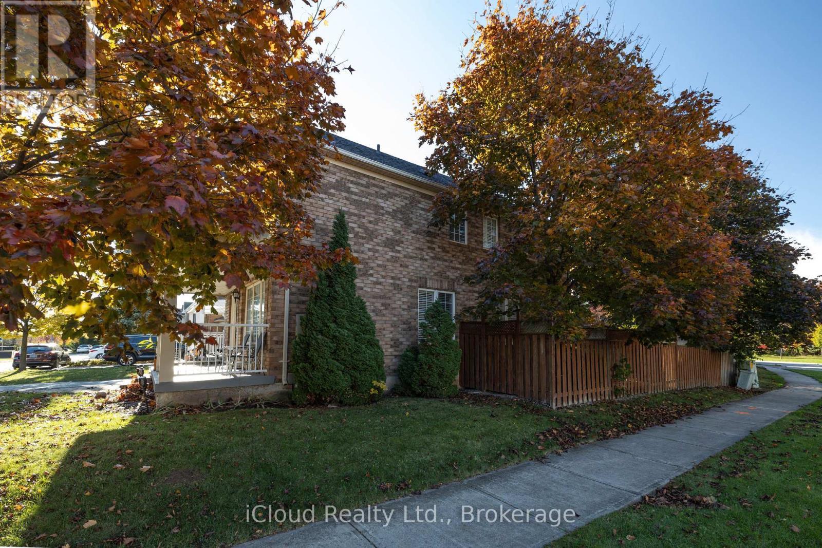 Bsmt - 2362 Proudfoot Trail, Oakville, ON - Outdoor