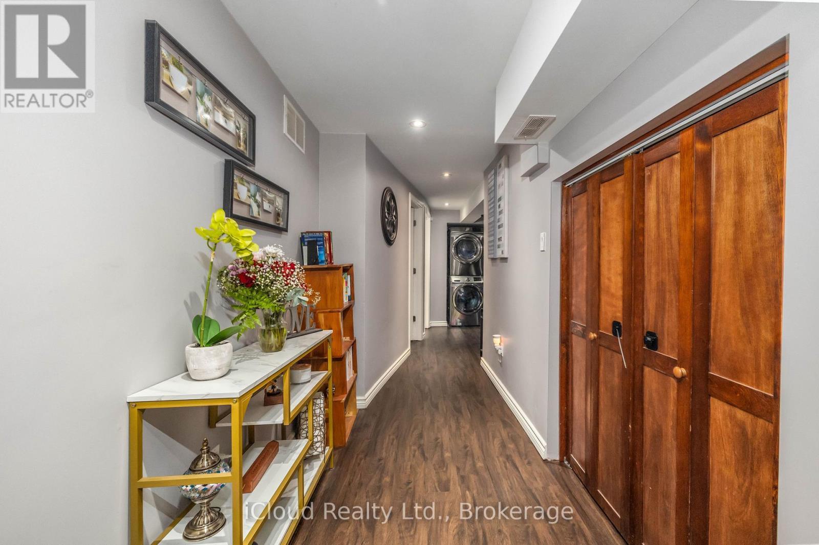 Bsmt - 2362 Proudfoot Trail, Oakville, ON - Indoor Photo Showing Other Room