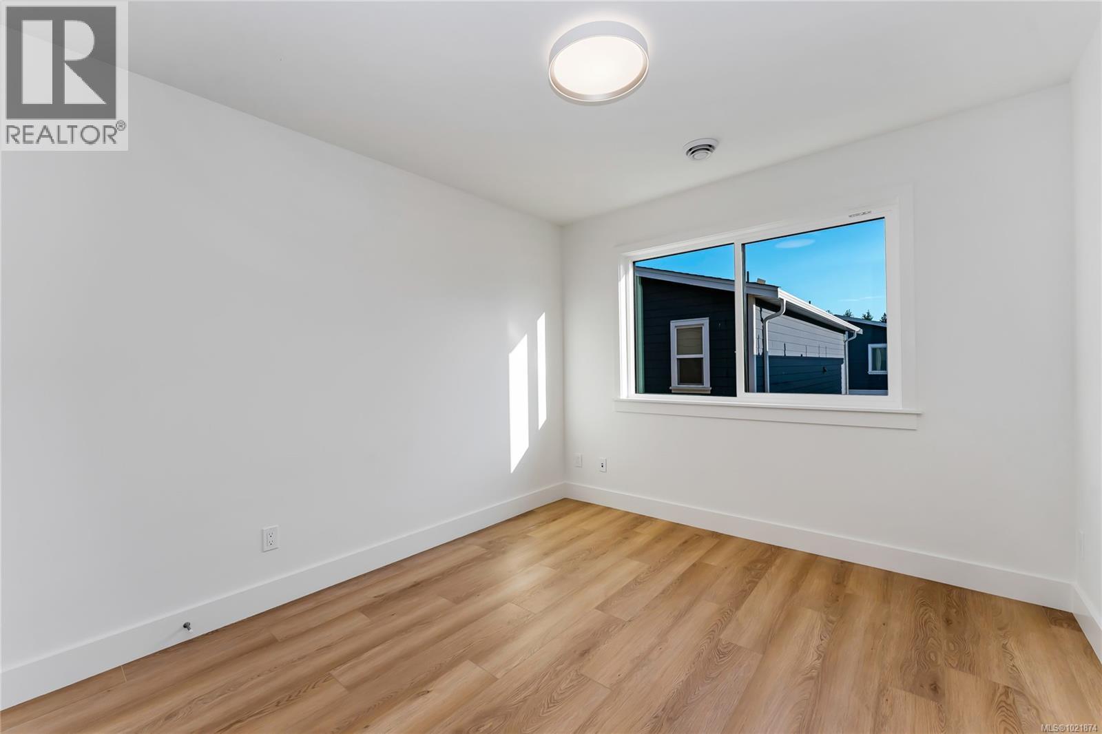 909 Vine Crt, Langford, BC - Indoor Photo Showing Other Room