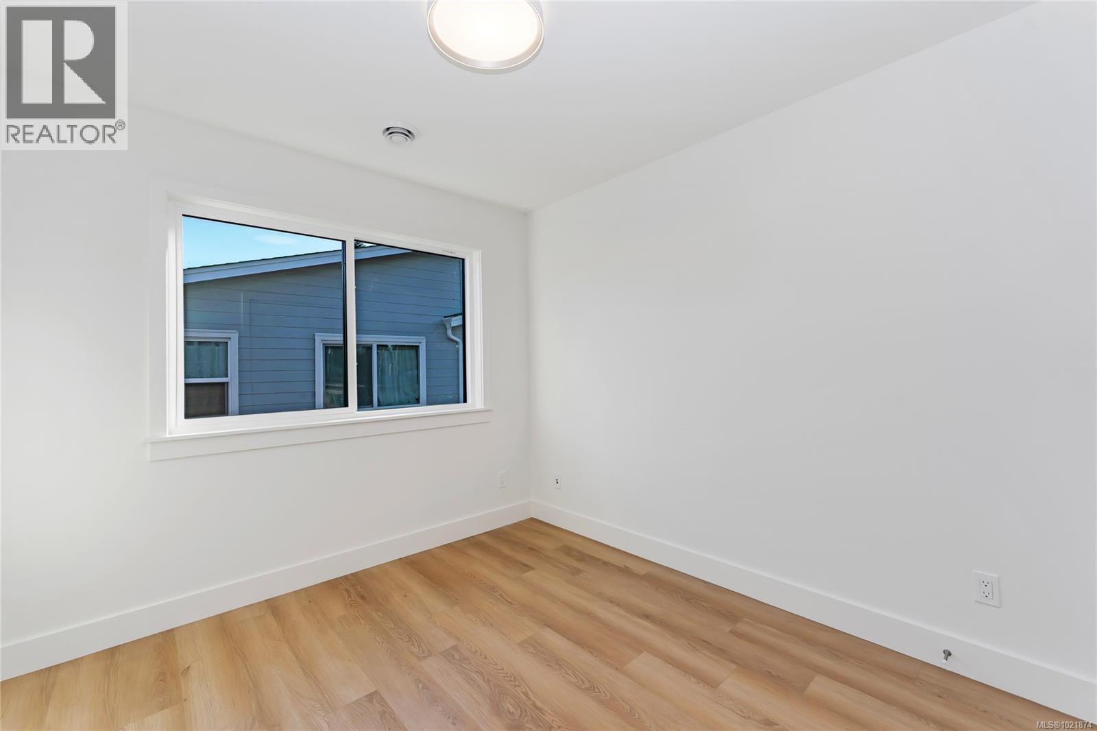 909 Vine Crt, Langford, BC - Indoor Photo Showing Other Room