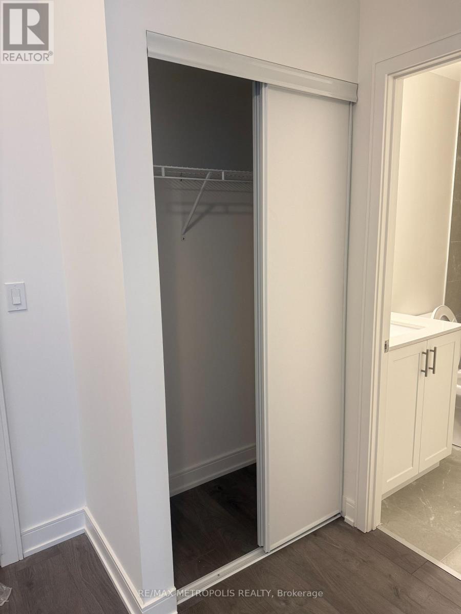 A607 - 705 Davis Drive, Newmarket, ON - Indoor Photo Showing Other Room