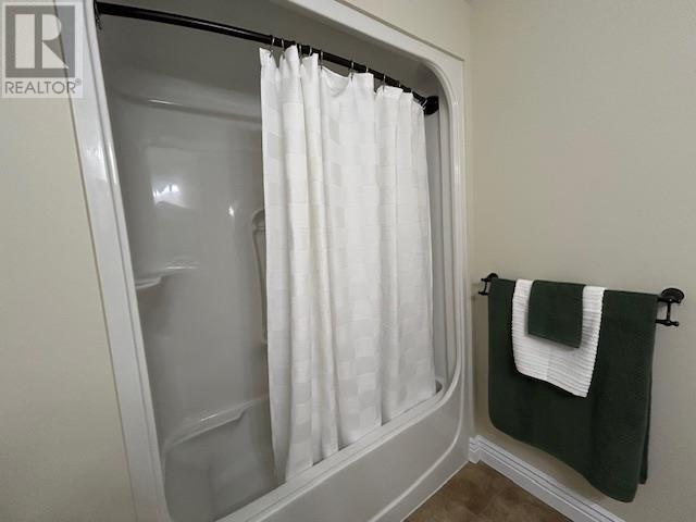 10 Assunta, Sault Ste. Marie, ON - Indoor Photo Showing Bathroom