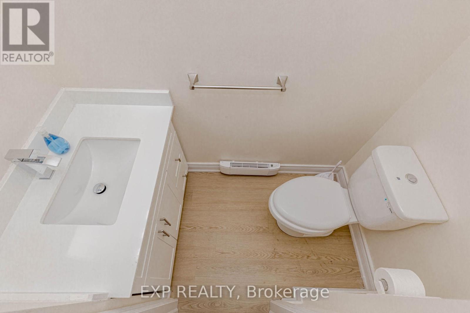 2289 Munn'S Avenue, Oakville, ON - Photo Showing Bathroom