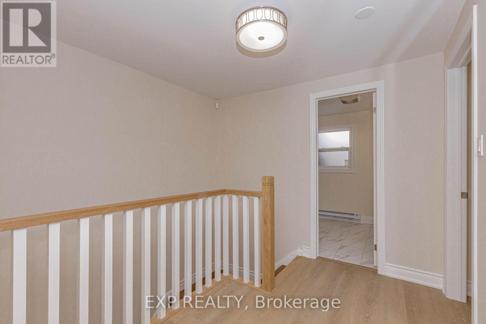 2289 Munn'S Avenue, Oakville, ON - Indoor Photo Showing Other Room