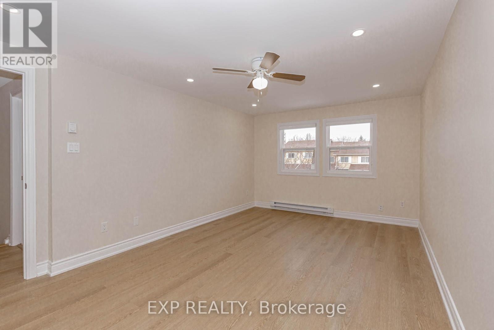 2289 Munn'S Avenue, Oakville, ON - Indoor Photo Showing Other Room