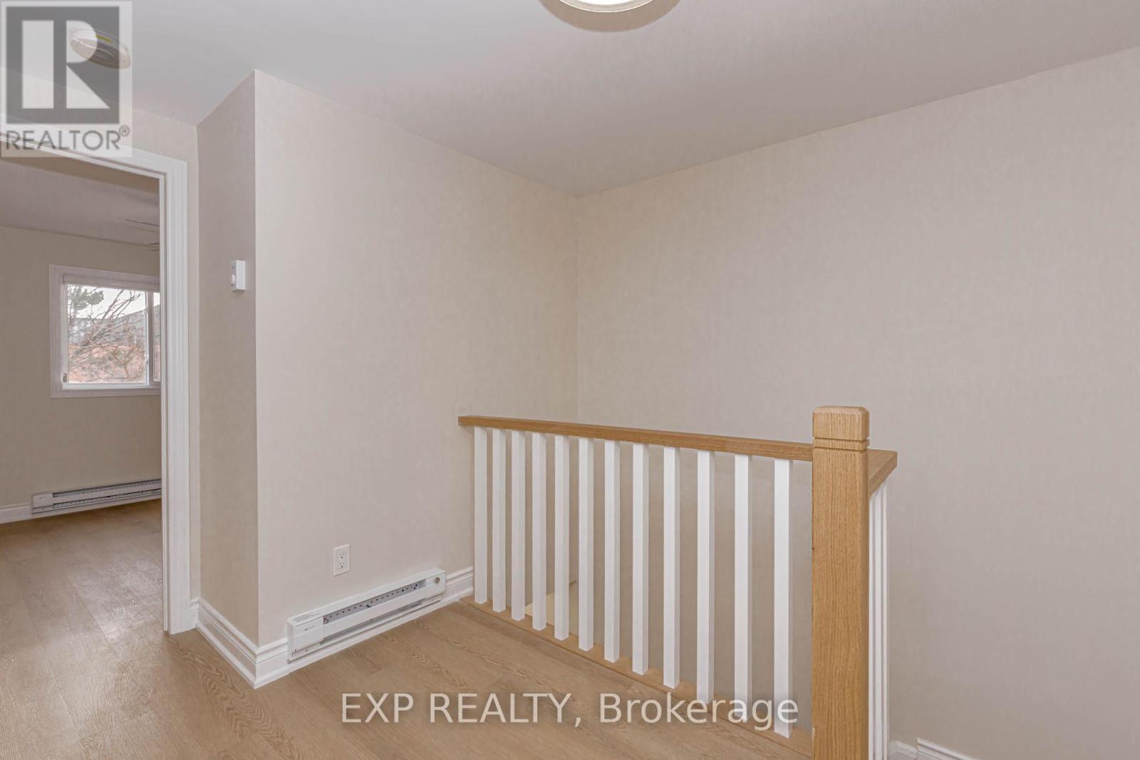 2289 Munn'S Avenue, Oakville, ON - Indoor Photo Showing Other Room