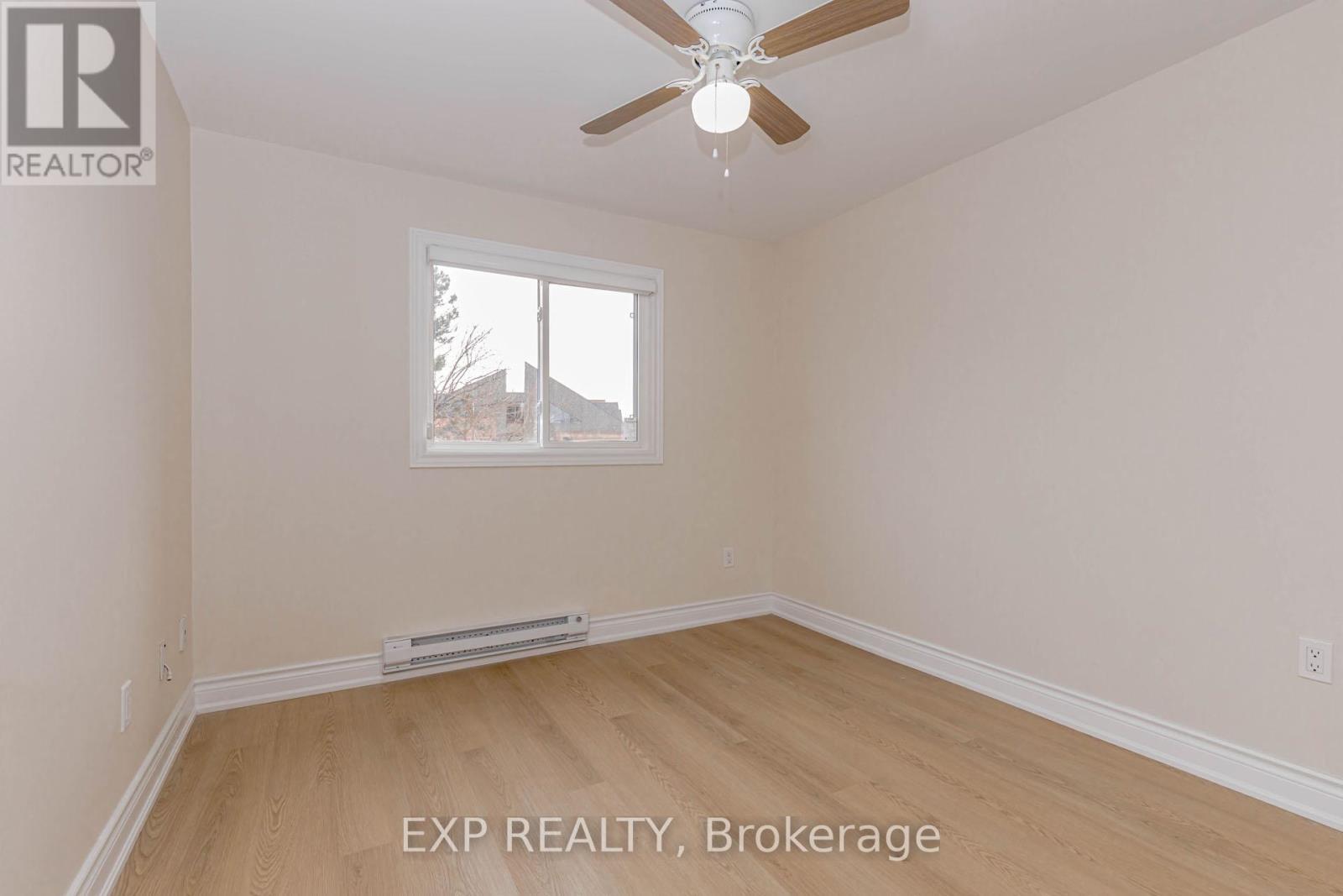 2289 Munn'S Avenue, Oakville, ON - Indoor Photo Showing Other Room