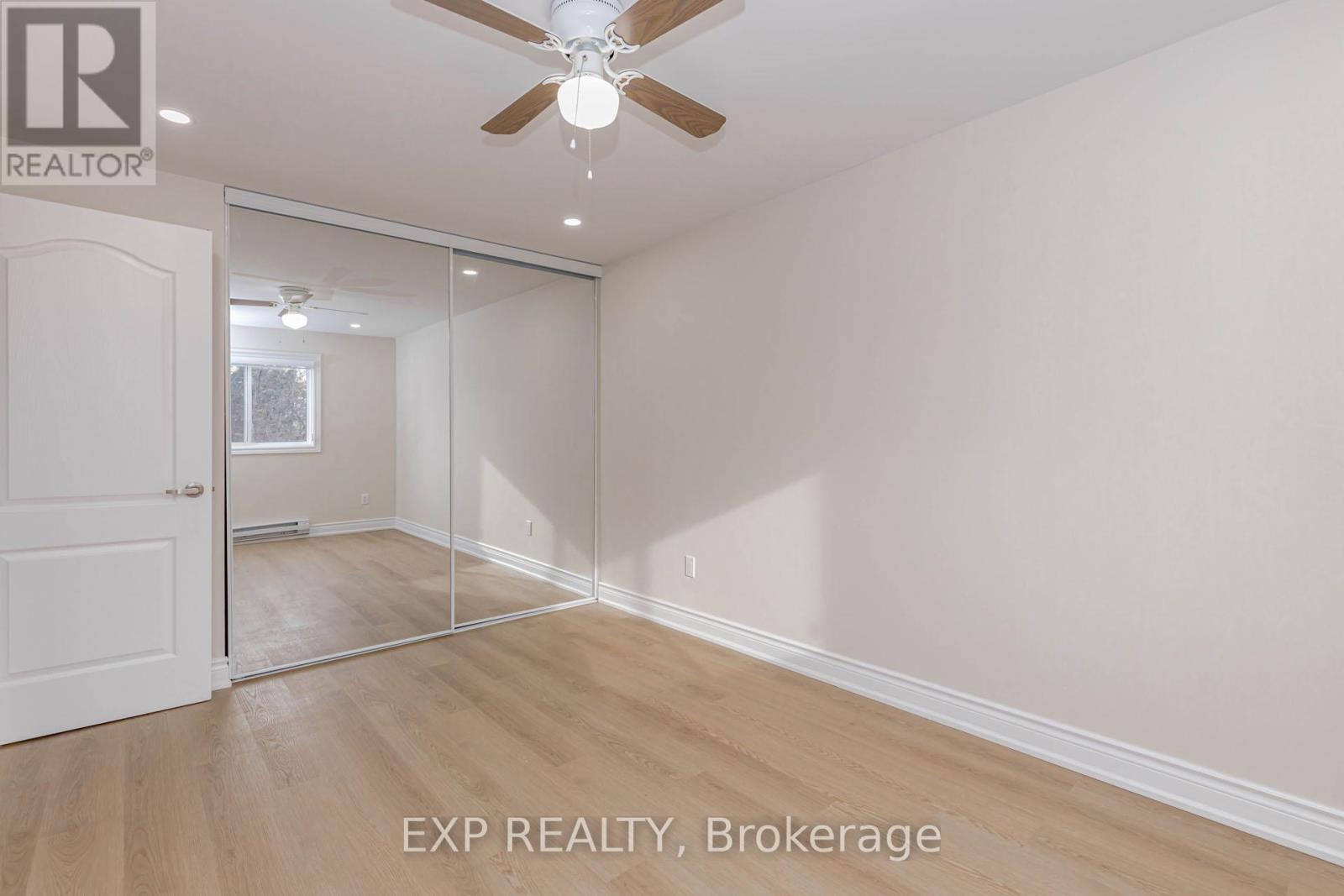 2289 Munn'S Avenue, Oakville, ON - Indoor Photo Showing Other Room