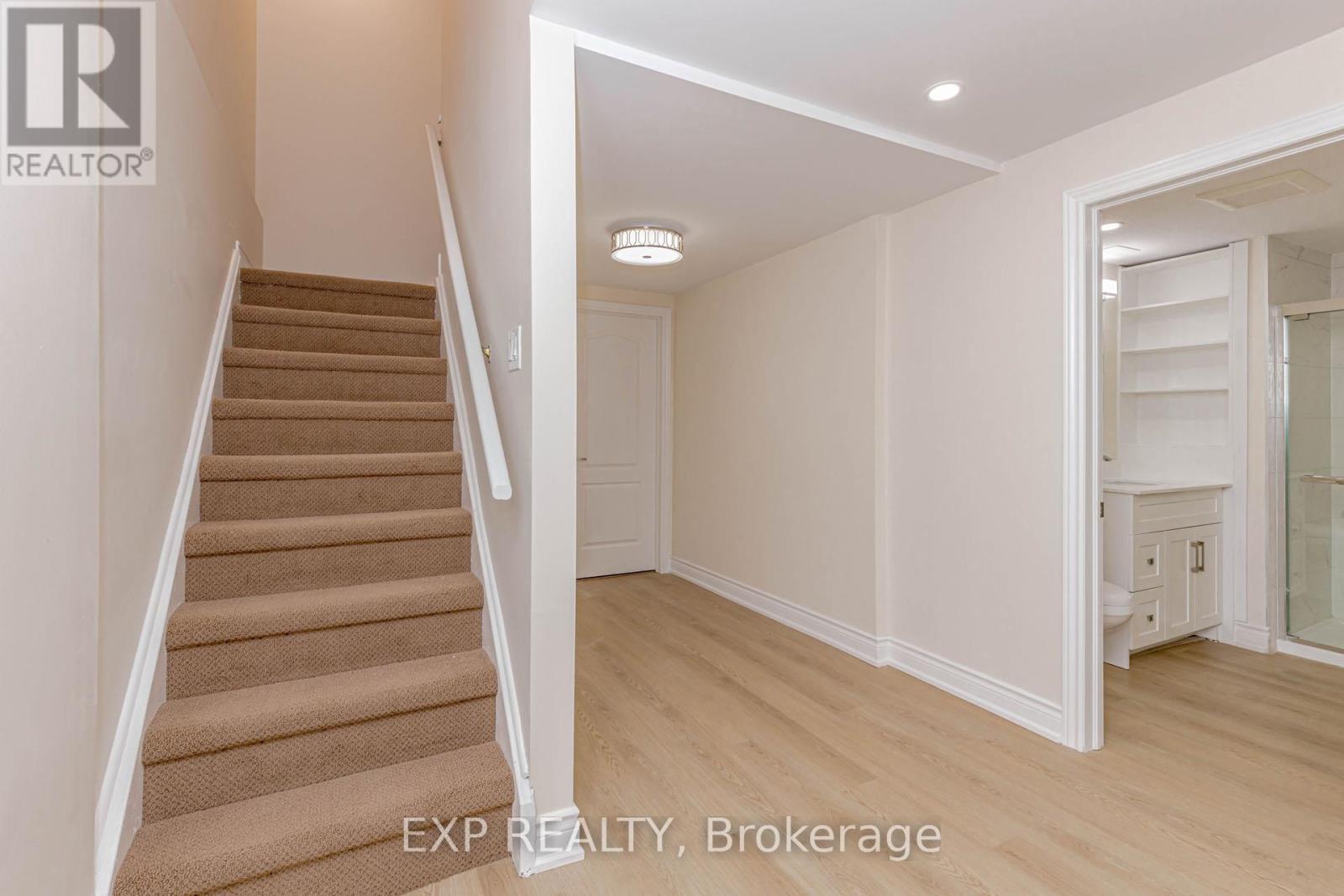 2289 Munn'S Avenue, Oakville, ON - Indoor Photo Showing Other Room