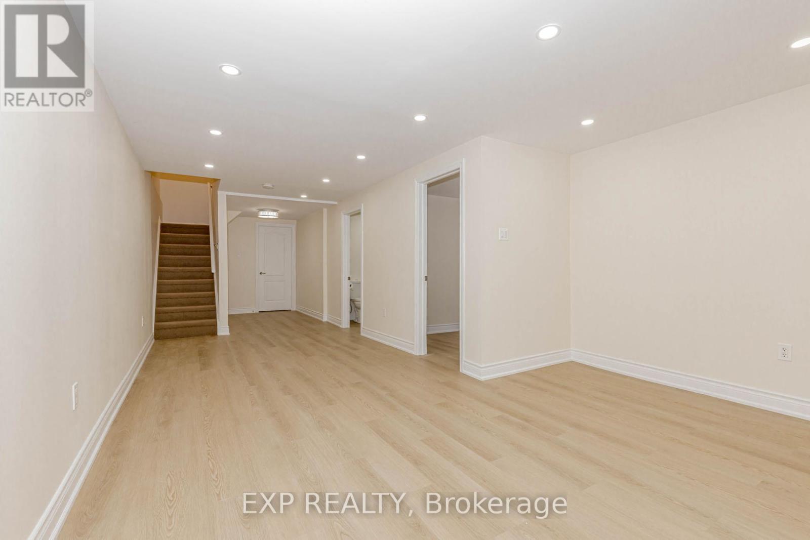 2289 Munn'S Avenue, Oakville, ON - Indoor Photo Showing Other Room