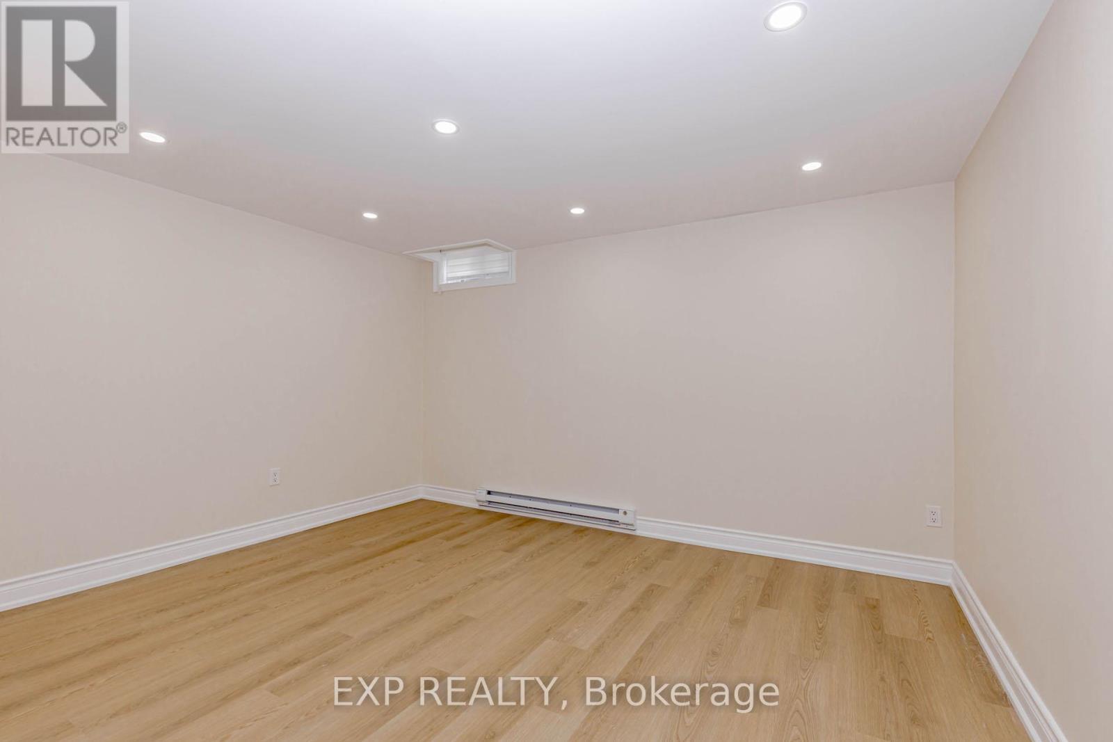 2289 Munn'S Avenue, Oakville, ON - Indoor Photo Showing Other Room