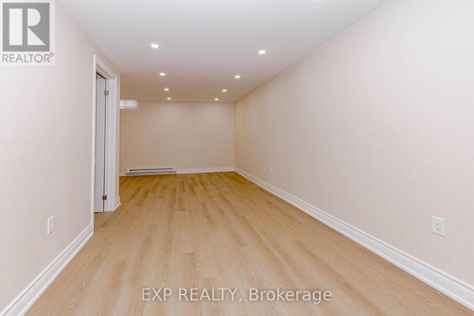 2289 Munn'S Avenue, Oakville, ON - Indoor Photo Showing Other Room