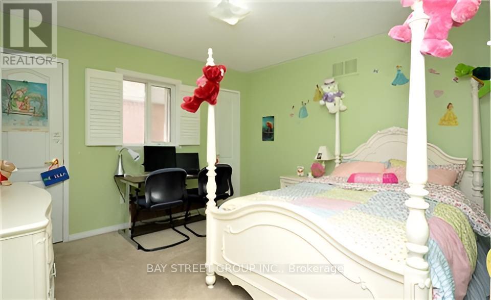 3581 Jorie Crescent, Mississauga, ON - Indoor Photo Showing Bedroom