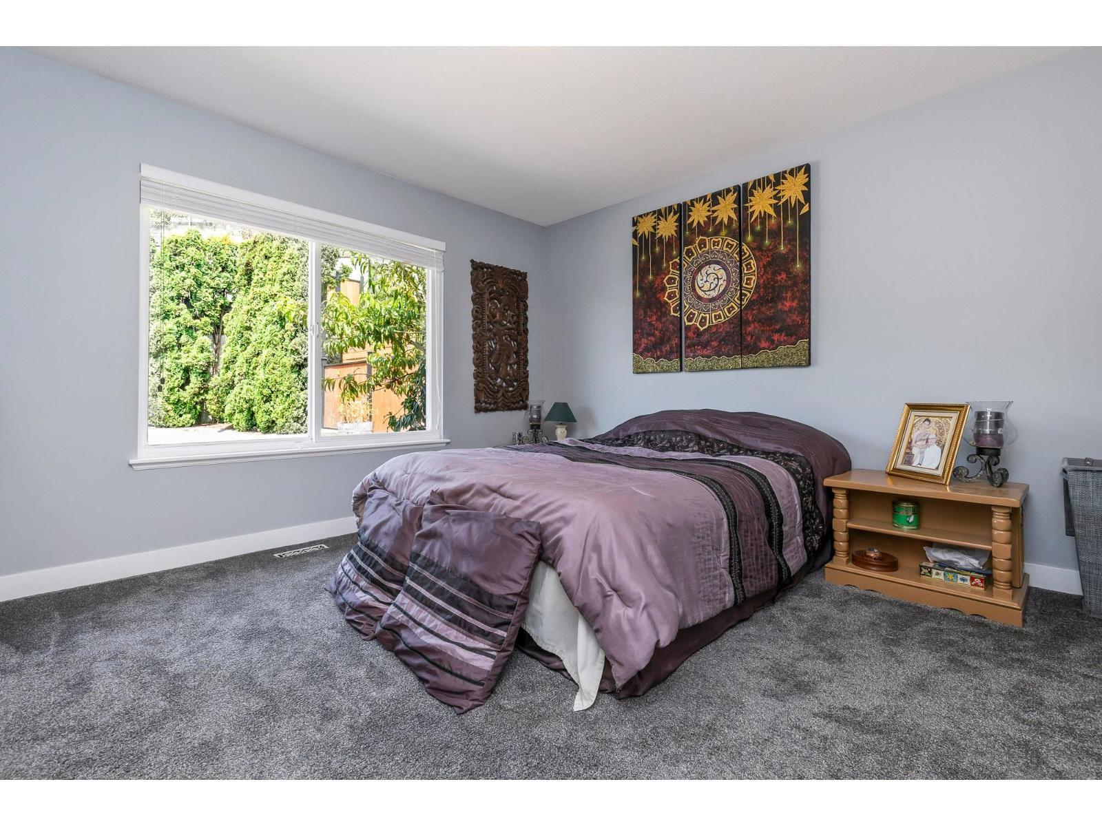 35479 Tweedsmuir Drive, Abbotsford, BC - Indoor Photo Showing Bedroom