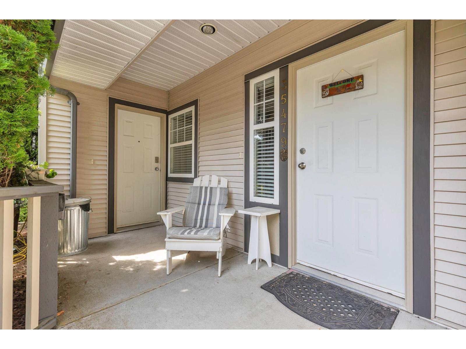 35479 Tweedsmuir Drive, Abbotsford, BC - Outdoor With Exterior