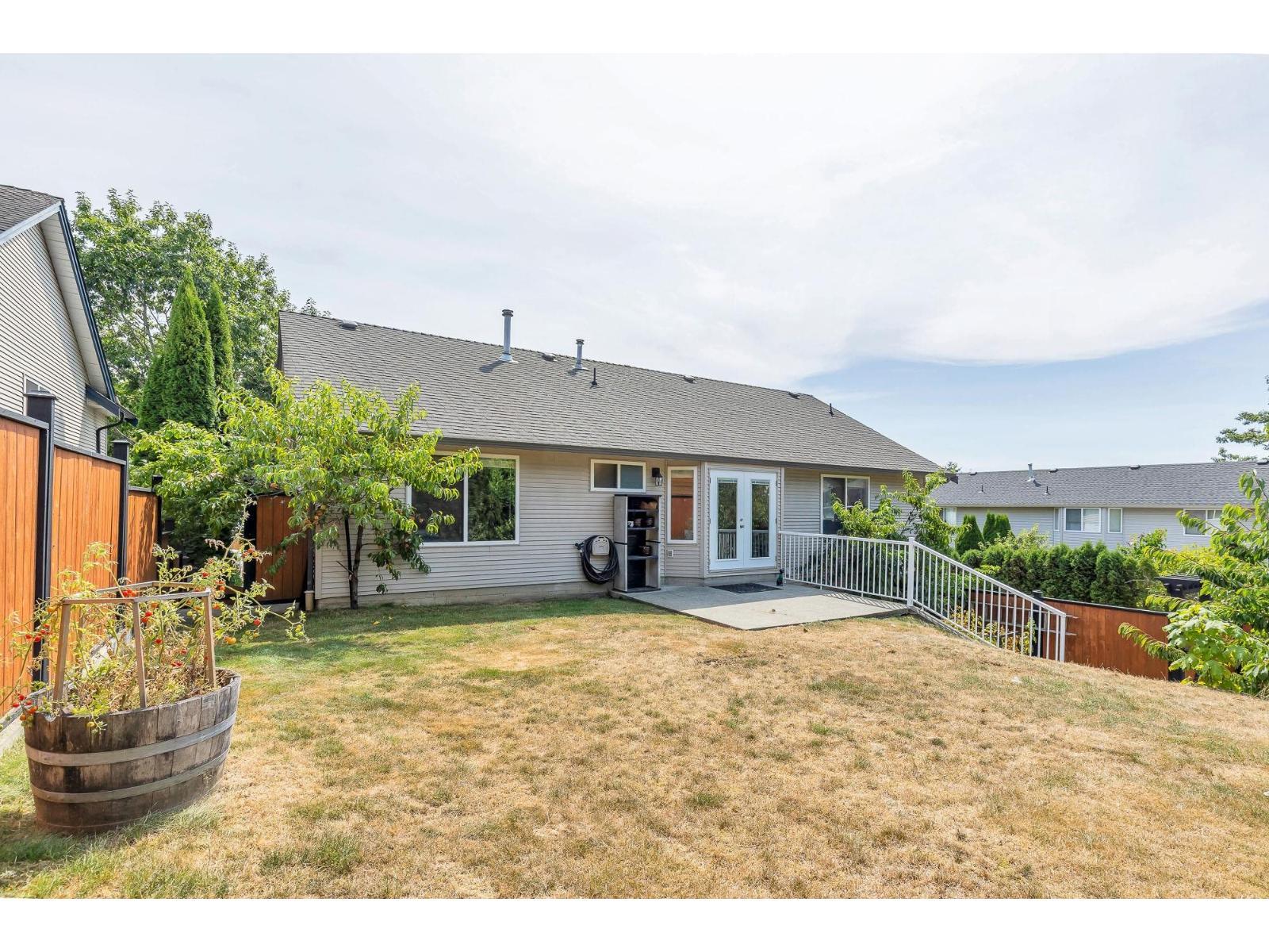 35479 Tweedsmuir Drive, Abbotsford, BC - Outdoor