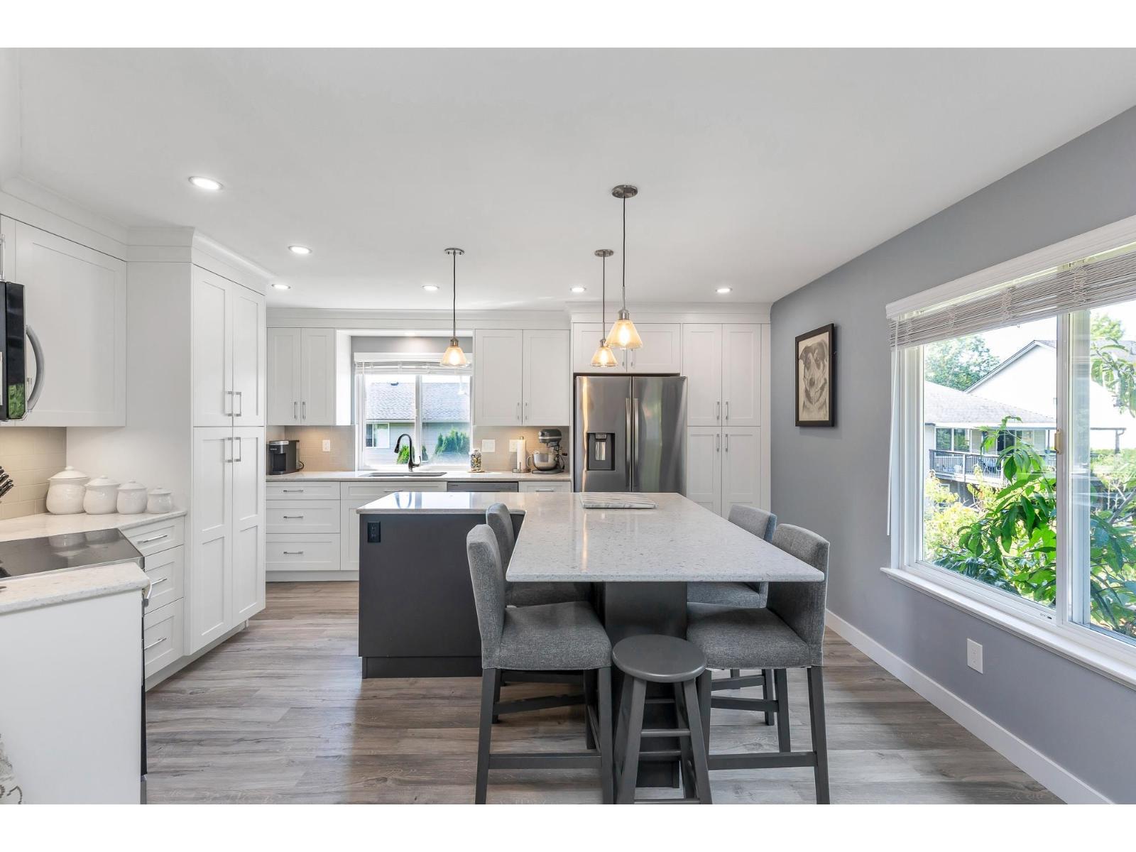 35479 Tweedsmuir Drive, Abbotsford, BC - Indoor