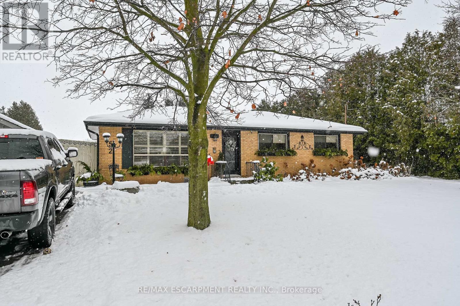 52 Lorne Avenue, Brant, ON - Outdoor