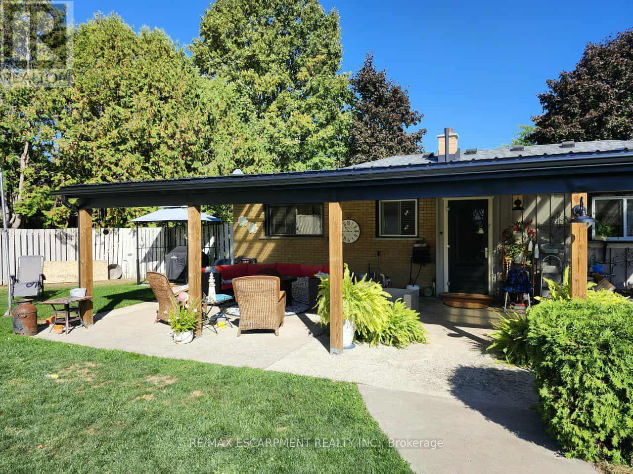 52 Lorne Avenue, Brant, ON - Outdoor