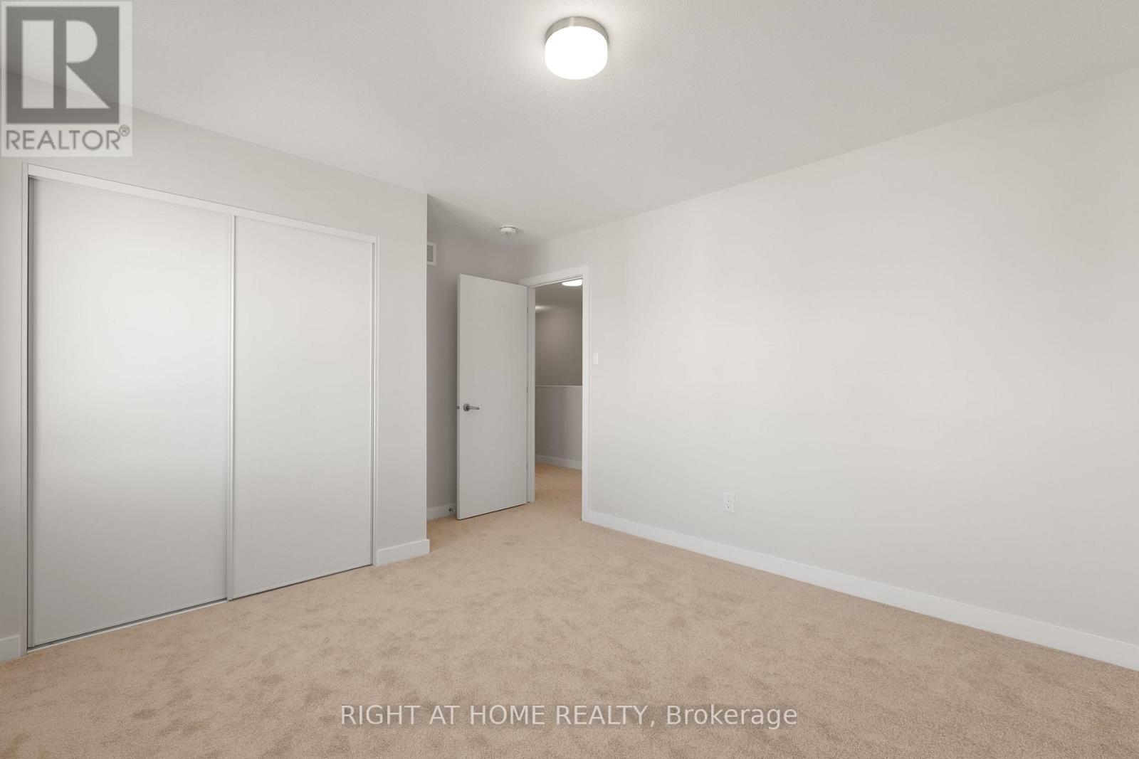 Bedroom #3 - 940 Seagrave Lane, Ottawa, ON - Indoor Photo Showing Other Room