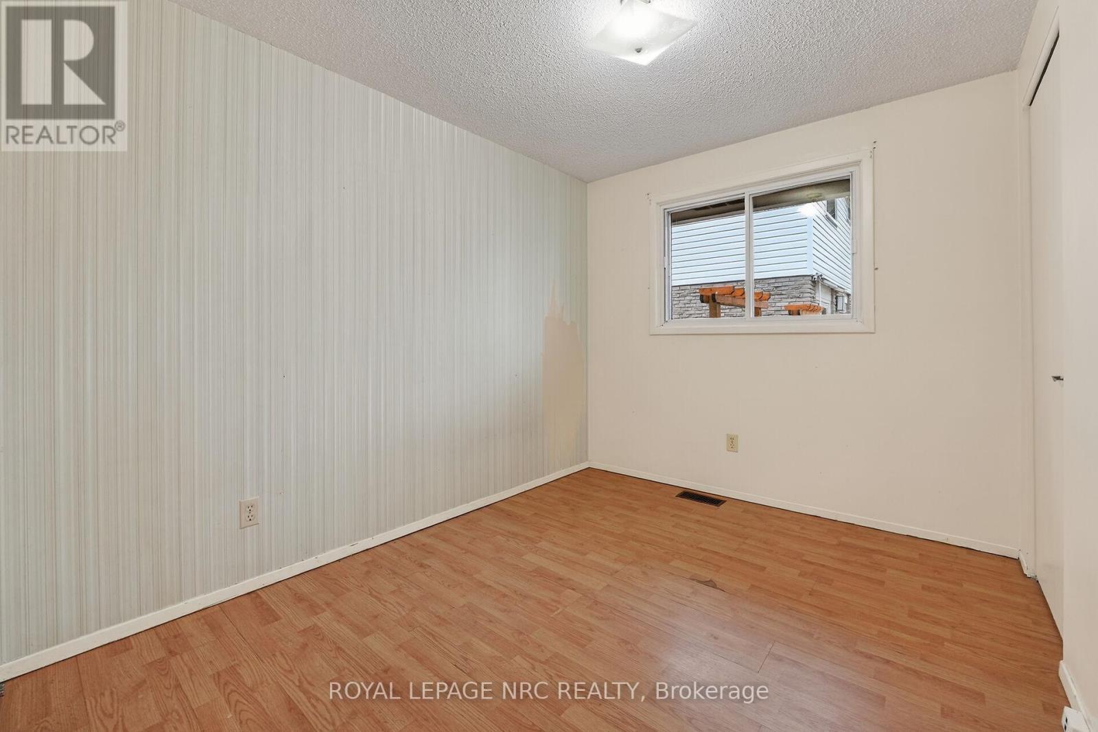 17 Elma Street, St. Catharines (Lakeport), ON - Indoor Photo Showing Other Room
