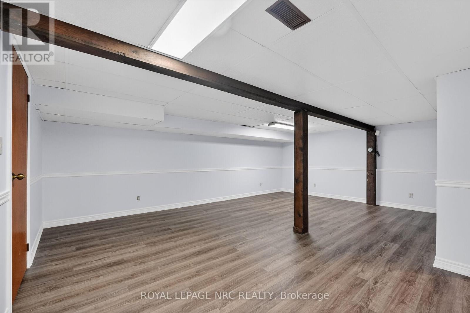 17 Elma Street, St. Catharines (Lakeport), ON - Indoor Photo Showing Other Room