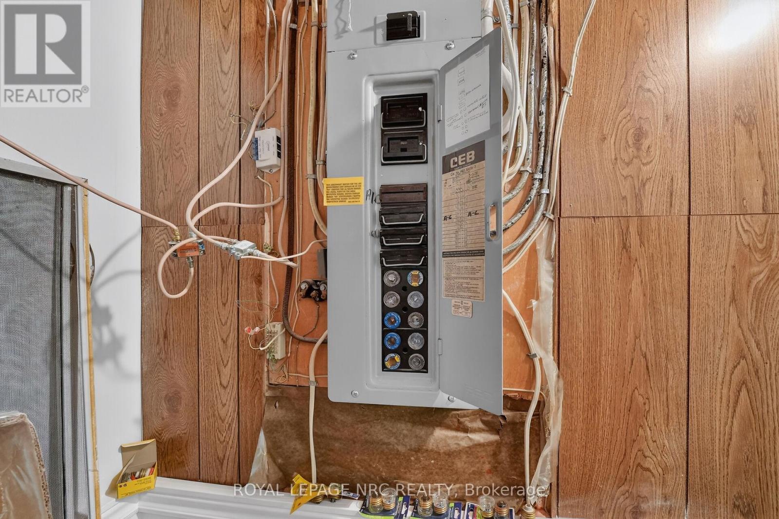 17 Elma Street, St. Catharines (Lakeport), ON - Indoor