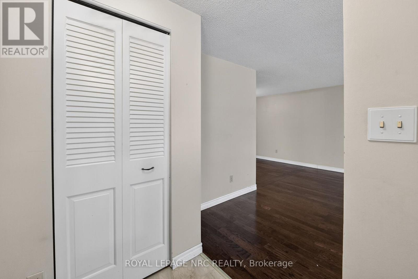 17 Elma Street, St. Catharines (Lakeport), ON - Indoor Photo Showing Other Room